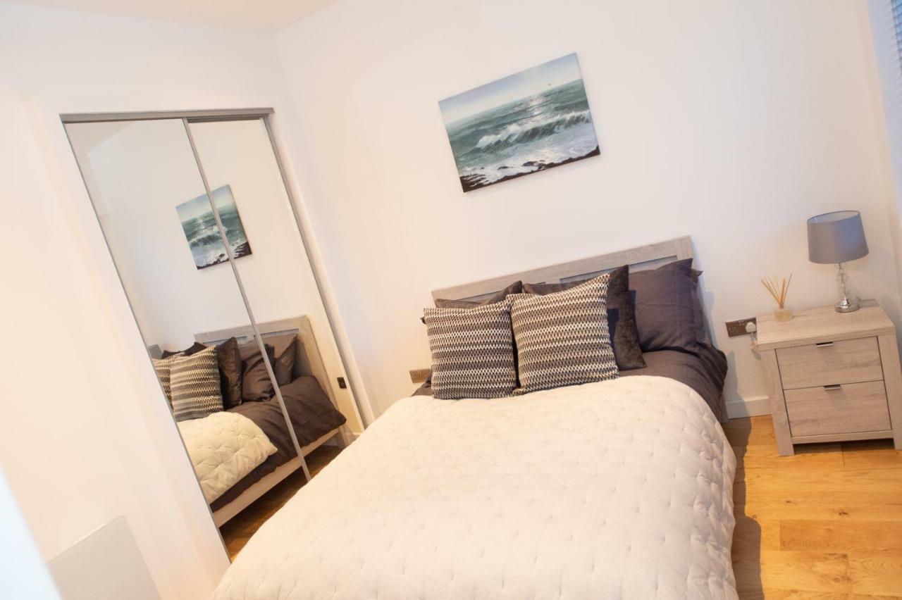 Stylish And Clean 1 Bed Apartment Maidenhead Town Center Ngoại thất bức ảnh