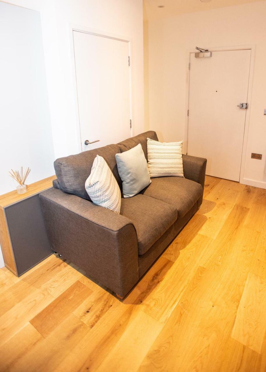 Stylish And Clean 1 Bed Apartment Maidenhead Town Center Ngoại thất bức ảnh