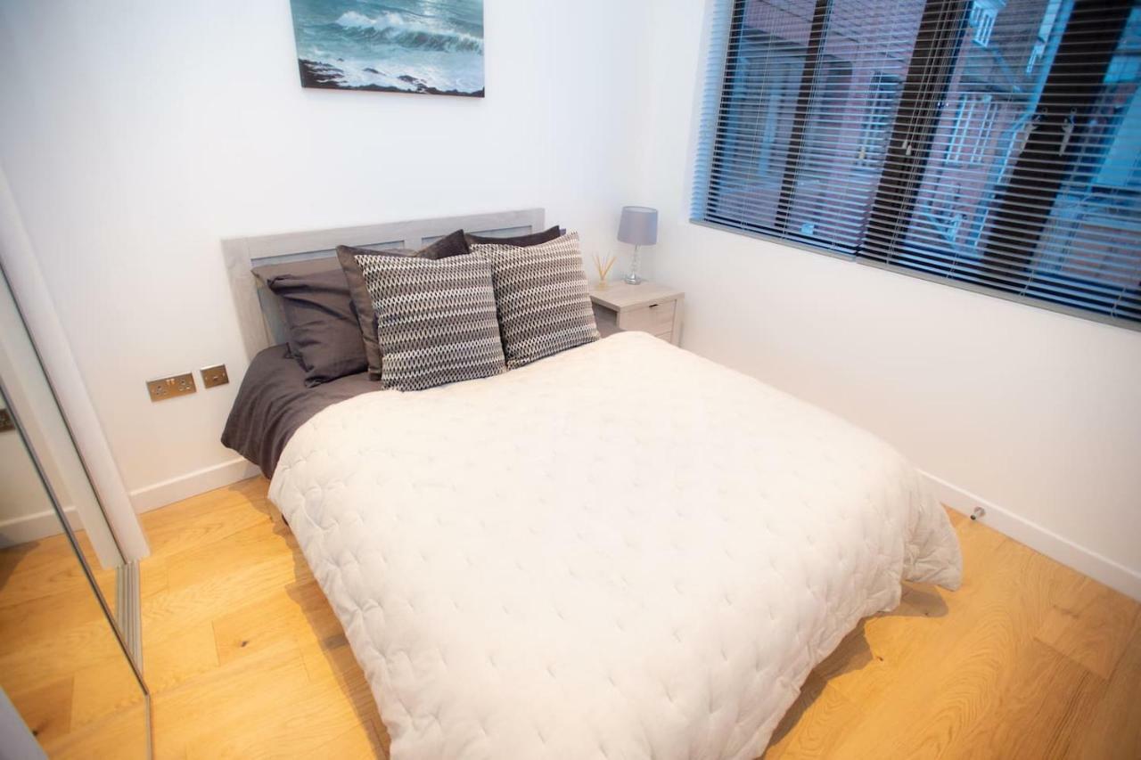 Stylish And Clean 1 Bed Apartment Maidenhead Town Center Ngoại thất bức ảnh